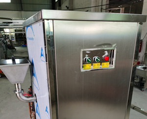 網(wǎng)帶清洗機(jī)